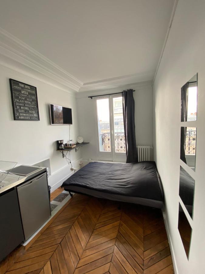 The Eiffel Tower Room Παρίσι Εξωτερικό φωτογραφία